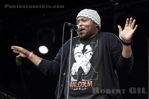 TUMI AND THE VOLUME - 2010-06-21 - VINCENNES - Chateau de Vincennes - 